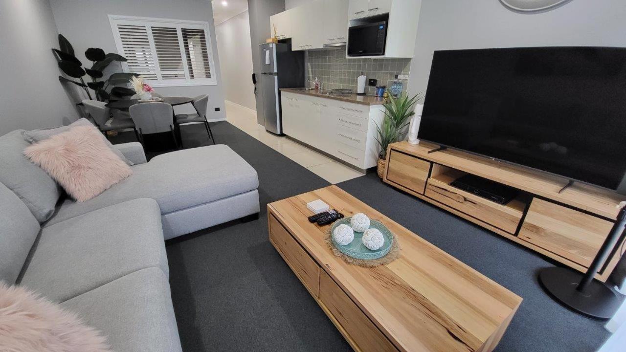 Aparthotel Eden By The Bay à Hervey Bay Extérieur photo