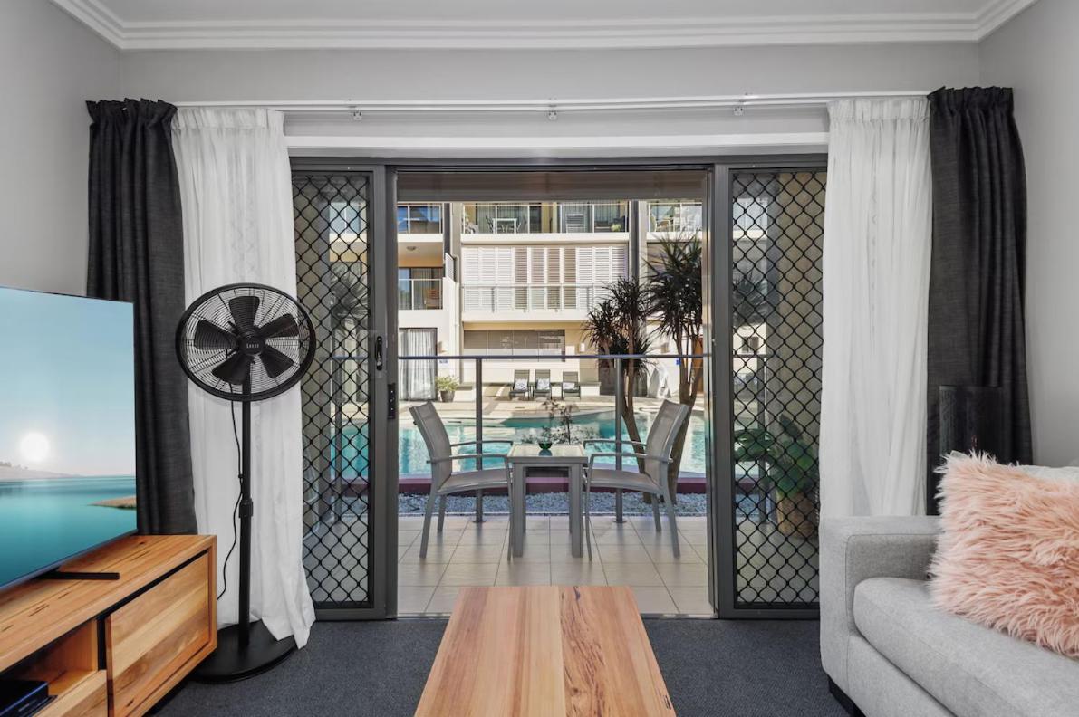 Aparthotel Eden By The Bay à Hervey Bay Extérieur photo