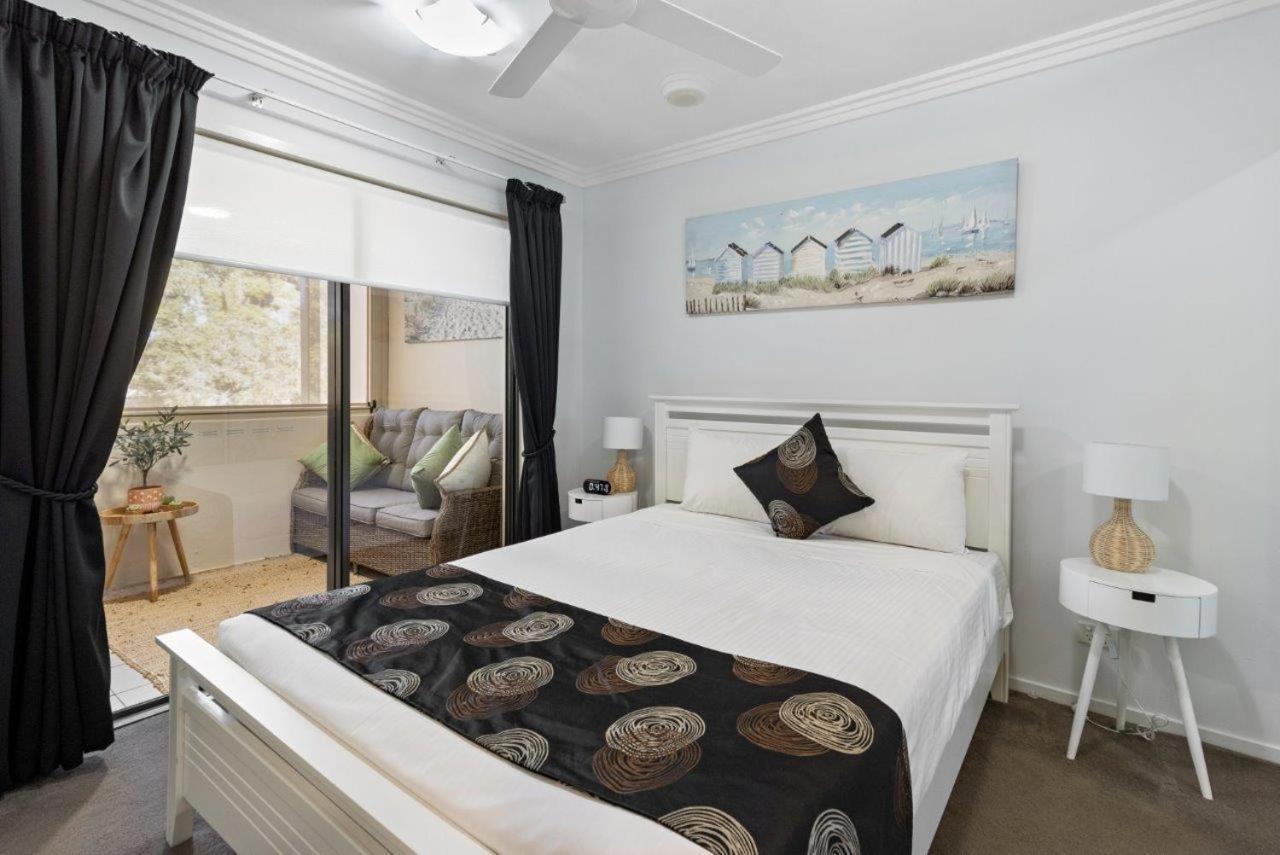 Aparthotel Eden By The Bay à Hervey Bay Extérieur photo