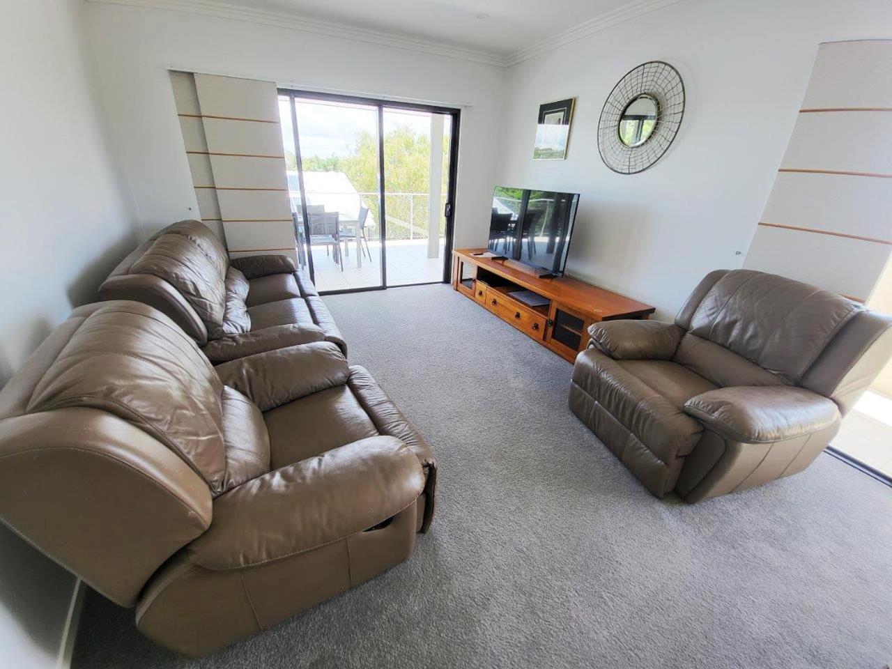 Aparthotel Eden By The Bay à Hervey Bay Extérieur photo