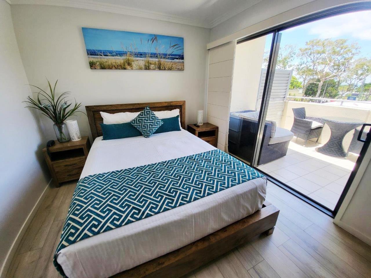 Aparthotel Eden By The Bay à Hervey Bay Extérieur photo