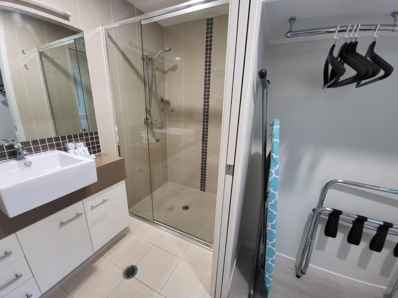 Aparthotel Eden By The Bay à Hervey Bay Extérieur photo
